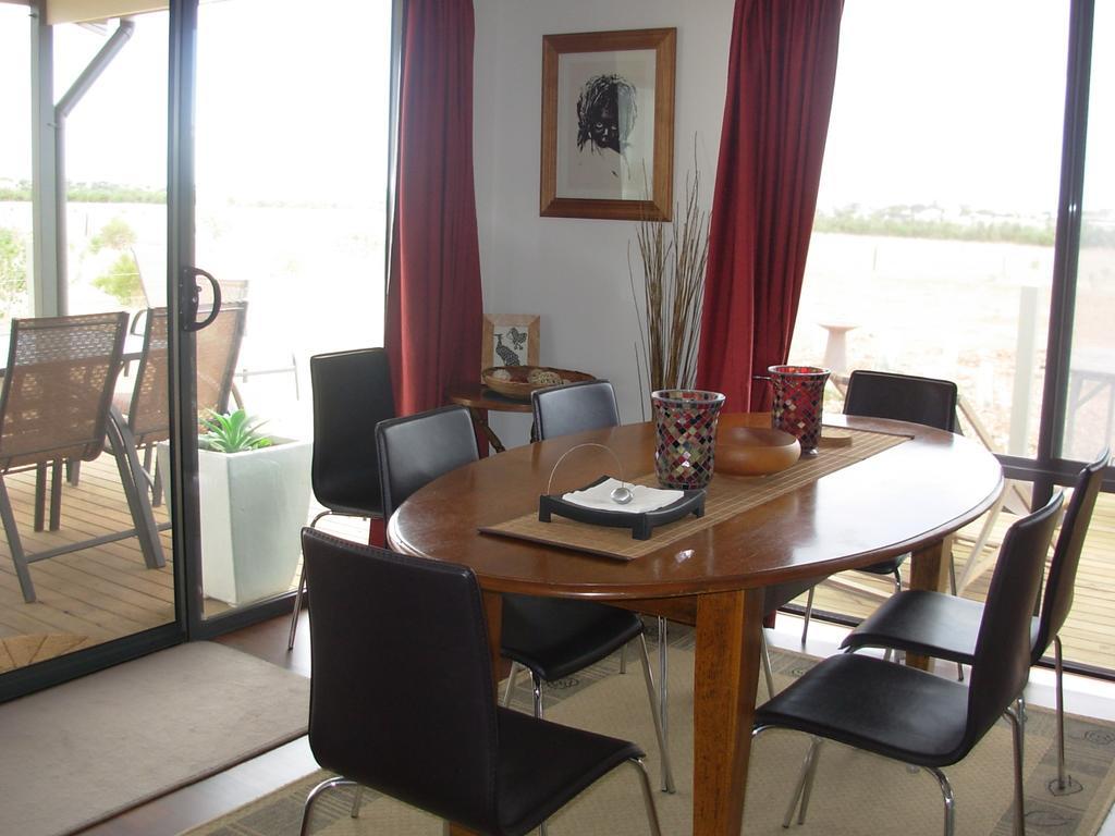 Linger Longer Cottages Порт-Эллиот Номер фото